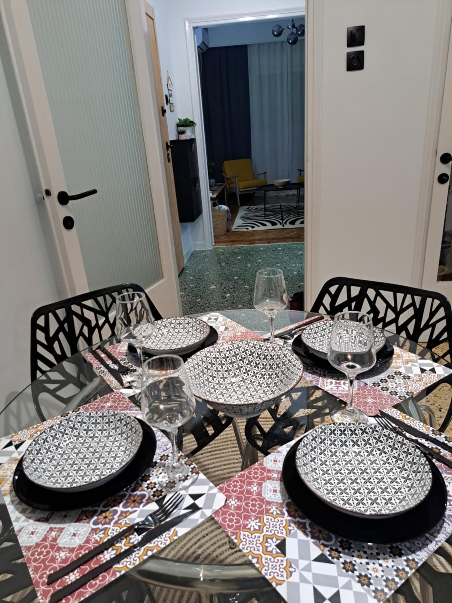 Stylish City Center Apartment سيرس المظهر الخارجي الصورة
