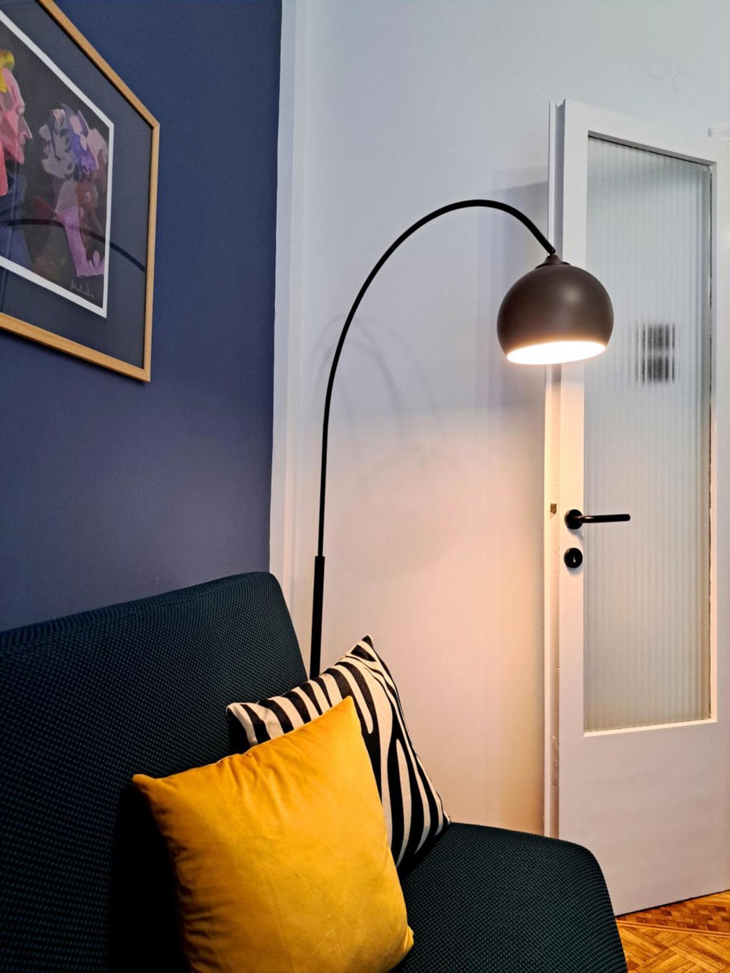 Stylish City Center Apartment سيرس المظهر الخارجي الصورة